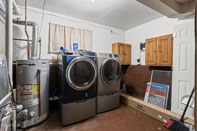 57 Bridle Path, Colonie, NY 12205