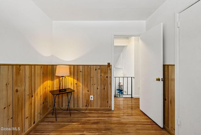 57 Bridle Path, Colonie, NY 12205