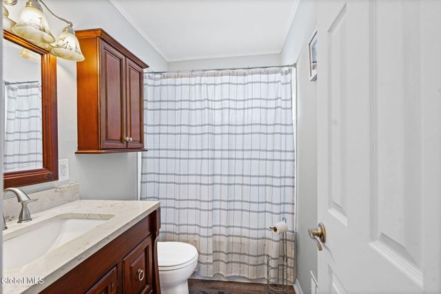 57 Bridle Path, Colonie, NY 12205