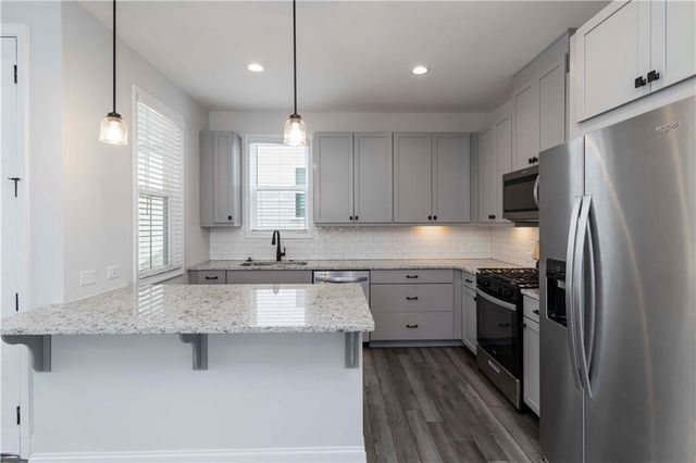 2000 Harvest Pond Circle 2056 - FARMSTEAD, Suwanee, GA 30024