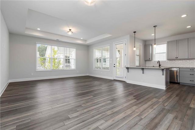 2000 Harvest Pond Circle 2056 - FARMSTEAD, Suwanee, GA 30024