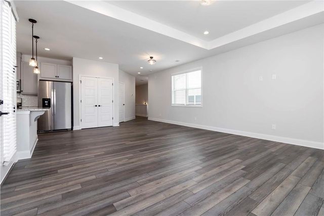 2000 Harvest Pond Circle 2056 - FARMSTEAD, Suwanee, GA 30024