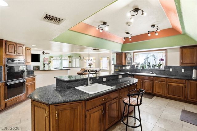 26 Princeville Lane, Las Vegas, NV 89113