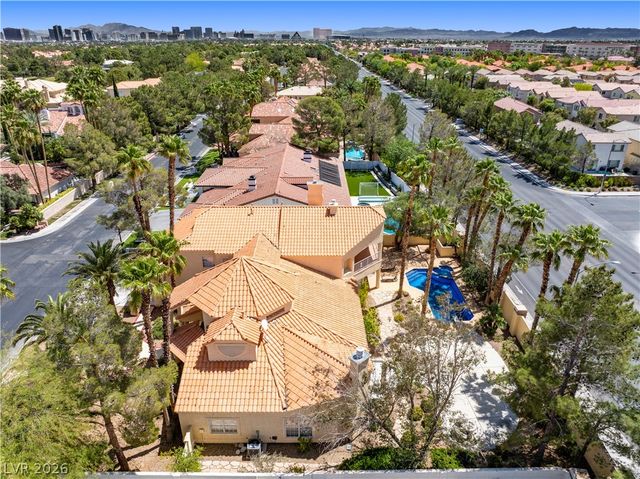 26 Princeville Lane, Las Vegas, NV 89113