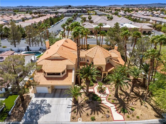 26 Princeville Lane, Las Vegas, NV 89113