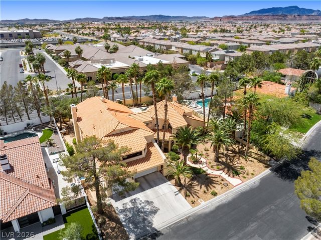 26 Princeville Lane, Las Vegas, NV 89113
