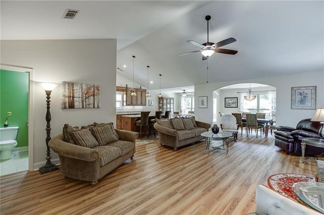 810 Brandon Drive, Winder, GA 30680