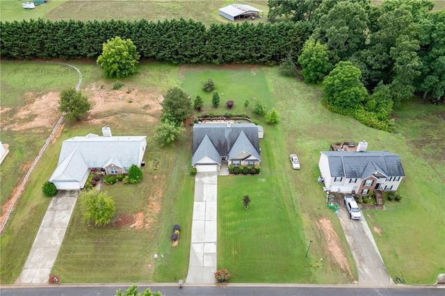 810 Brandon Drive, Winder, GA 30680