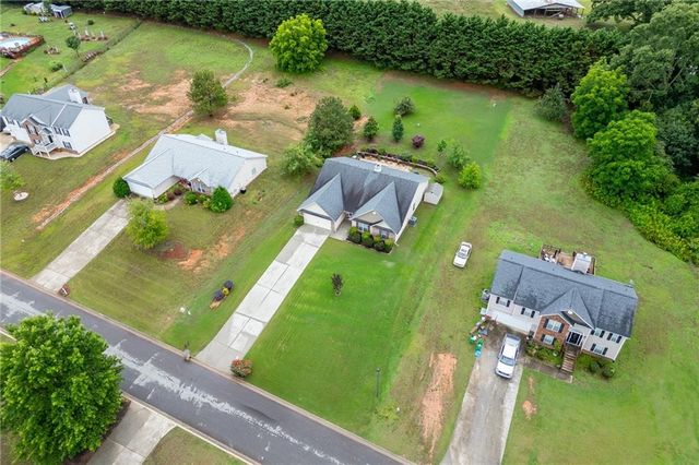 810 Brandon Drive, Winder, GA 30680
