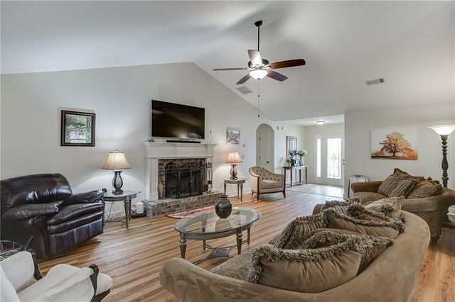 810 Brandon Drive, Winder, GA 30680