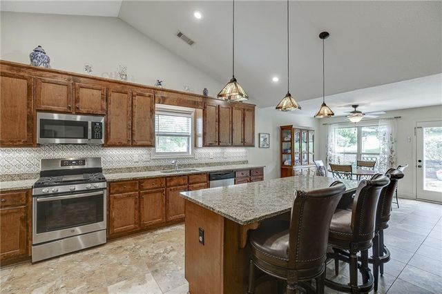 810 Brandon Drive, Winder, GA 30680