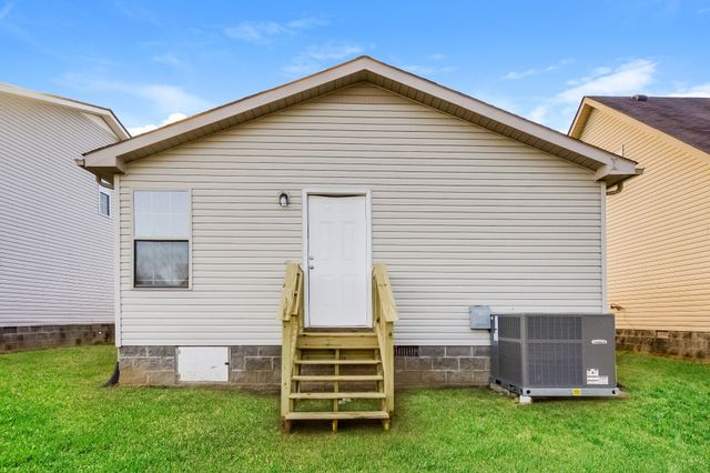 2607 Landrum Ct Lot 7, Springfield, TN 37172
