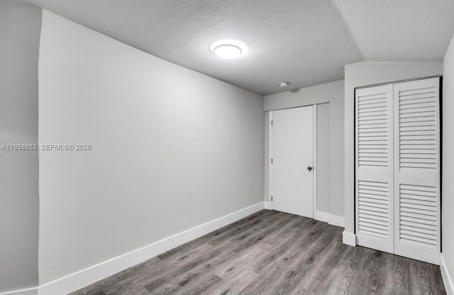 914 NW 80th St 1, Miami, FL 33150