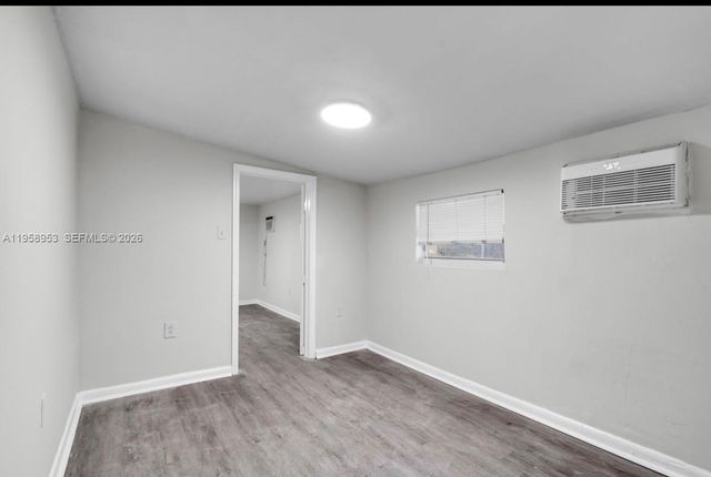 914 NW 80th St 1, Miami, FL 33150