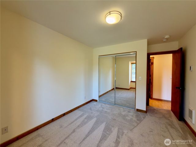 471 Kloshe Court SE, Ocean Shores, WA 98569