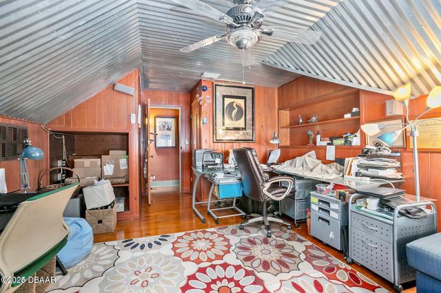 330 Bostwick Avenue, Daytona Beach, FL 32118