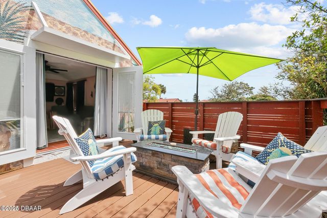 330 Bostwick Avenue, Daytona Beach, FL 32118