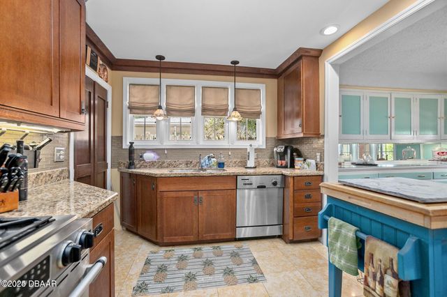 330 Bostwick Avenue, Daytona Beach, FL 32118