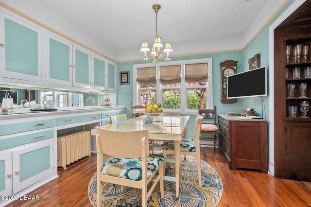 330 Bostwick Avenue, Daytona Beach, FL 32118