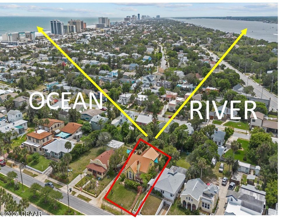 330 Bostwick Avenue, Daytona Beach, FL 32118