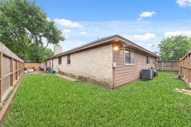 12414 Windy Wisp Lane, Houston, TX 77071