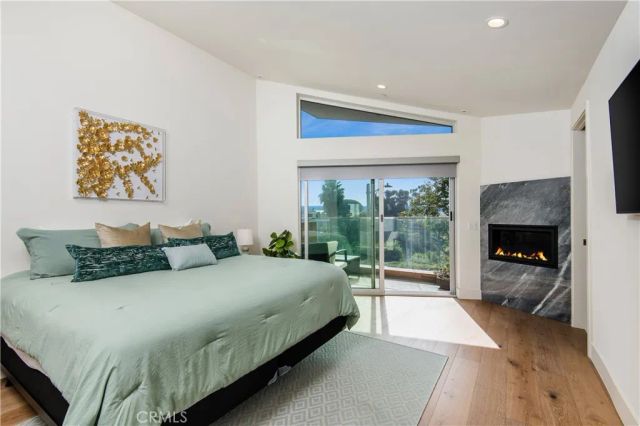 3920 E Coast Highway, Corona Del Mar, CA 92625