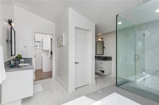 3920 E Coast Highway, Corona Del Mar, CA 92625