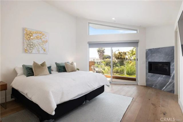 3920 E Coast Highway, Corona Del Mar, CA 92625