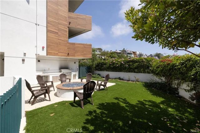 3920 E Coast Highway, Corona Del Mar, CA 92625