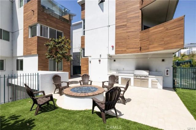3920 E Coast Highway, Corona Del Mar, CA 92625