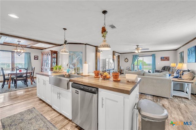 762 County Road 131, Gatesville, TX 76528