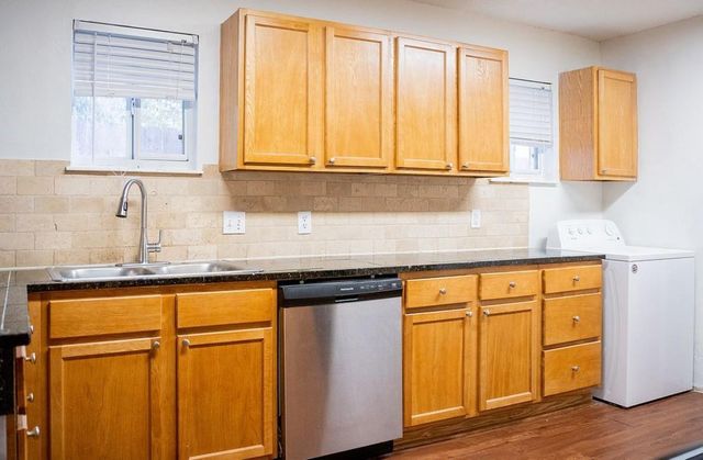 2841 San Gabriel ST, Austin, TX 78705