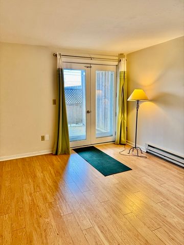775 West Main St 5, Barnstable, MA 02601