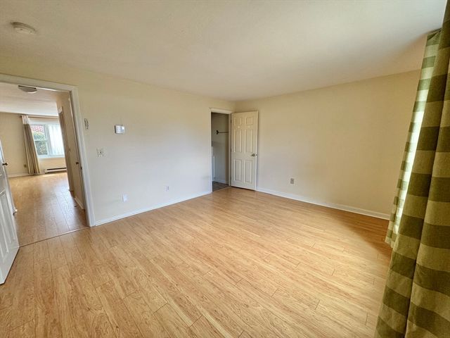 775 West Main St 5, Barnstable, MA 02601