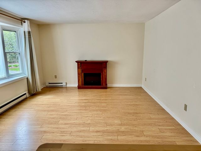 775 West Main St 5, Barnstable, MA 02601