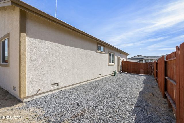 18673 Ginny Creek Court, Reno, NV 89508