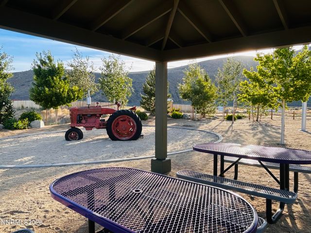18673 Ginny Creek Court, Reno, NV 89508