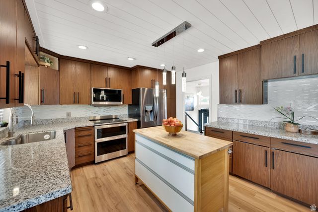 1440 W 1500 S, Woods Cross, UT 84087