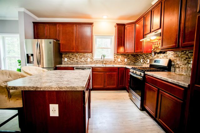517 Stage Road, Richmond, VT 05477