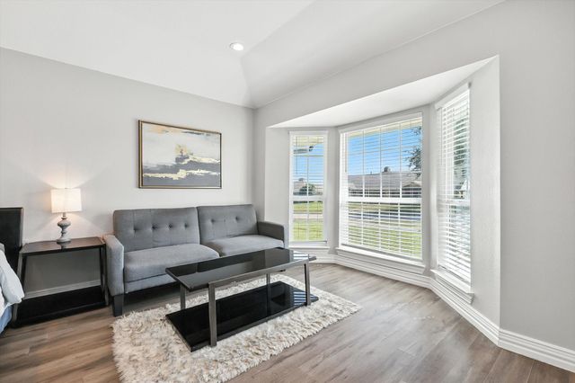 2013 W Shore Drive, Garland, TX 75043