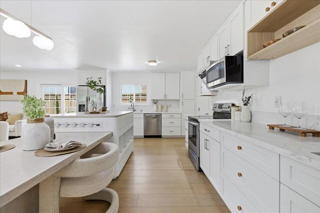 843 Hibiscus Lane, San Jose, CA 95117