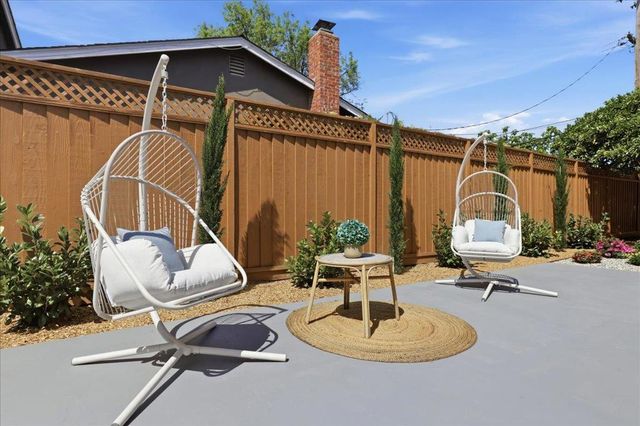 843 Hibiscus Lane, San Jose, CA 95117