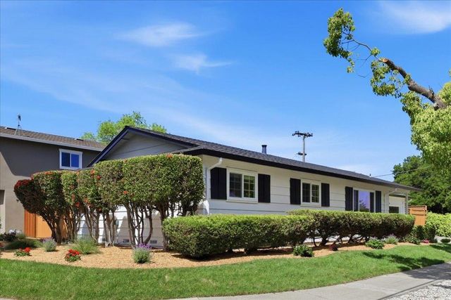 843 Hibiscus Lane, San Jose, CA 95117