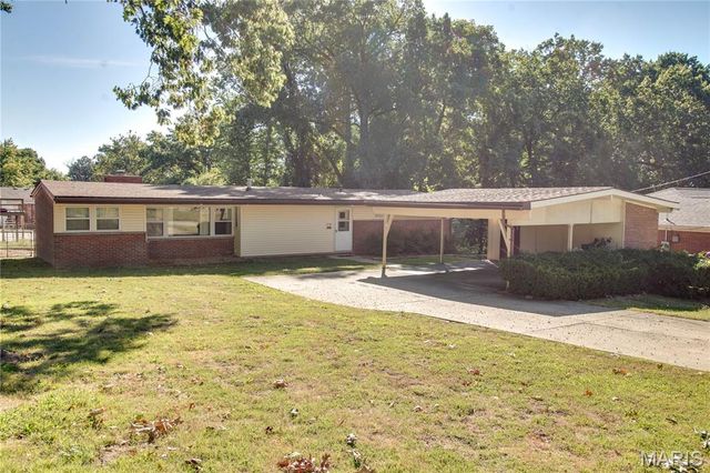 2131 Wyckoff Street, Alton, IL 62002
