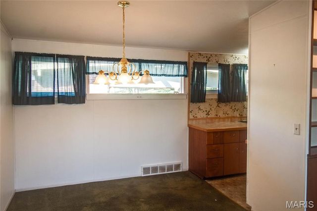 2131 Wyckoff Street, Alton, IL 62002