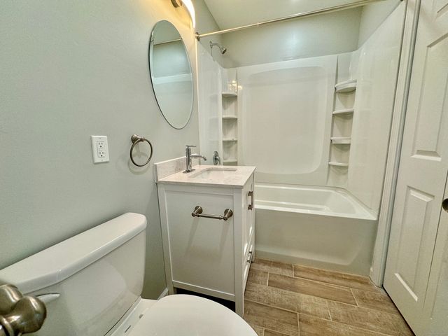 109 Churchill Street 3rd Fl, Fairfield, CT 06824