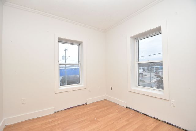 385 Broad Street, New London, CT 06320