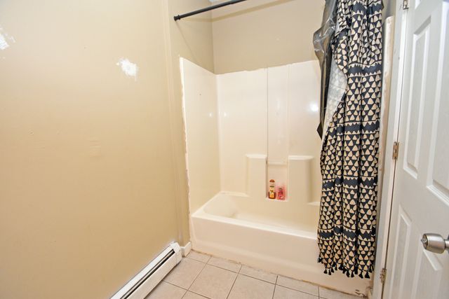 385 Broad Street, New London, CT 06320