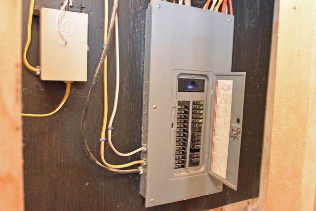 385 Broad Street, New London, CT 06320