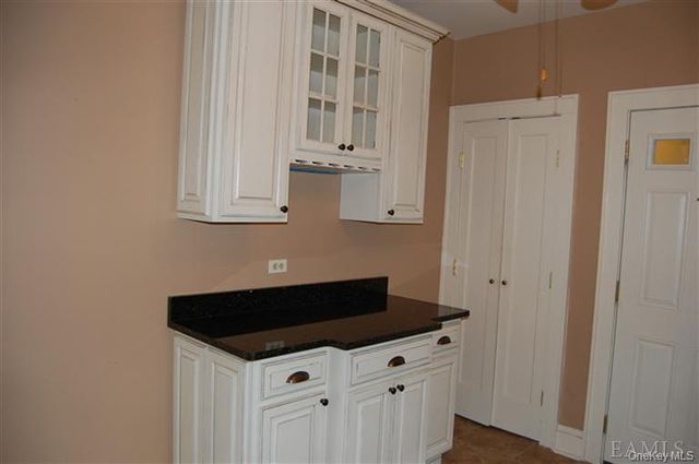 35 E Birch Street, Mount Vernon, NY 10552